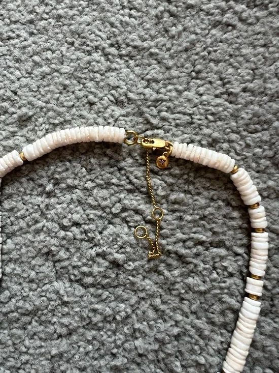 Madewell Puka Shell White Necklace - Picture 2 of 2